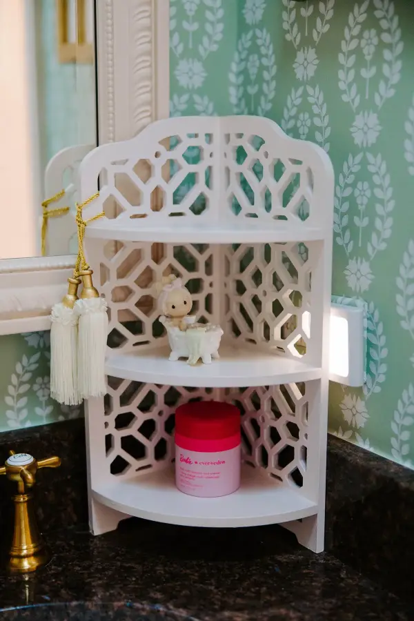 Pink Suite & Bath in Paige Appleyard's family home